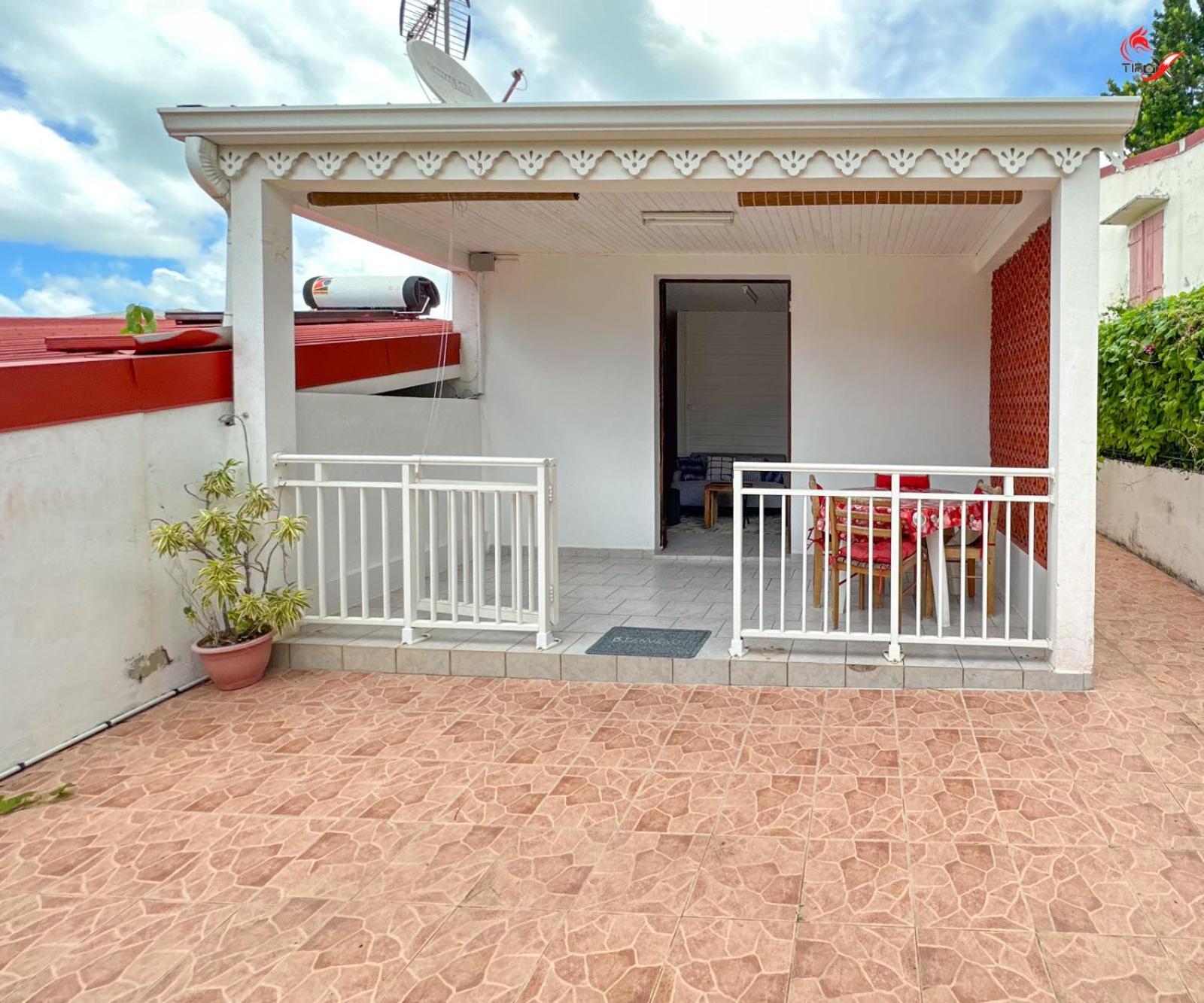 Vila Chez Zèlou Sainte-Anne Exteriér fotografie